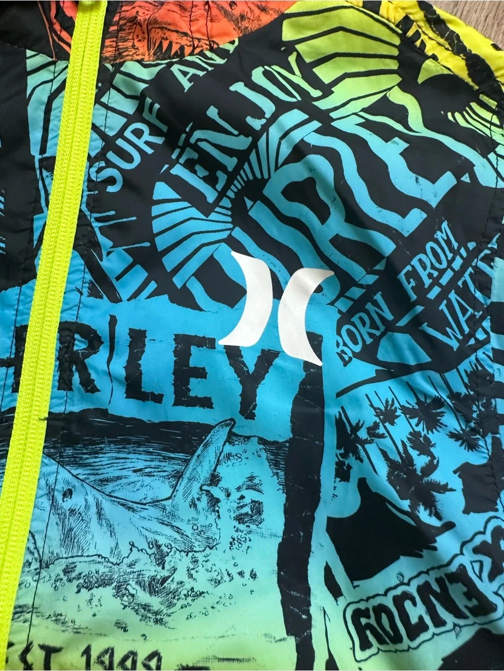 Hurley Boy's Windbreaker Jacket, Full Zip, Graffiti, Pockets, Lightweight S 8/10